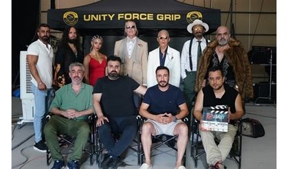 Holywood Yıldızları Tom So, Afif Ben Bendra , Tomas Szomju'da ve Ronn Moss rol aldğı "12 Savaşcı " Filminden İlk Karaler!