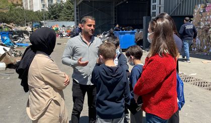 Enka Okulları öğrencileri geri dönüşümün kalbi ESAM’ı ziyaret etti
