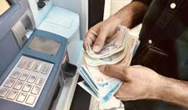 ATM'lerden nakit çekimde yeni dönem başladı