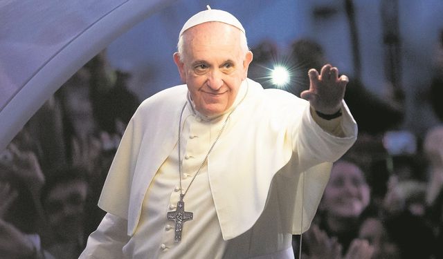 Papa Francis Vefat Etti