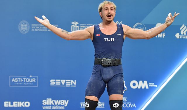 Milli halterci Yusuf Fehmi Genç’ten rekorlarla gelen Avrupa şampiyonluğu