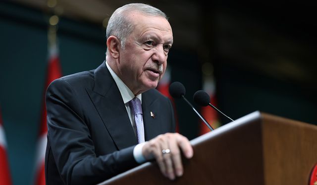 Cumhurbaşkanı Erdoğan: "Yeni anayasa için 10 hukukçu arkadaşımızı görevlendirdik"