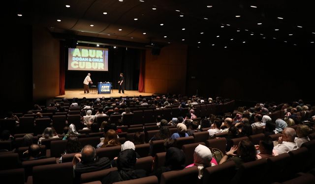 "Abur Cubur Talk Show" Eyüpsultan’ı kahkaya boğdu!