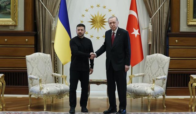 Cumhurbaşkanı Erdoğan, Ukrayna Cumhurbaşkanı Volodimir Zelenskiy ile bir araya geldi