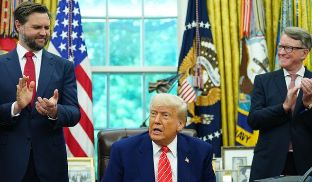 Trump: "İngiltere ile çığır açıcı bir anlaşma imzaladık, yeni bir ekonomik ortaklık çağı başlıyor"