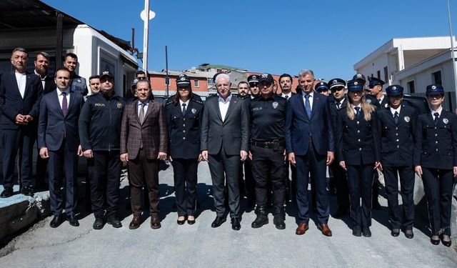 İstanbul Valisi Davut Gül’den Eyüpsultan’a Ziyaret