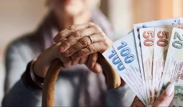 En düşük emekli maaşı 16 bin 881 lira oldu! Düzenleme Meclis'te kabul edildi