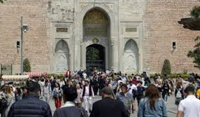 Tarihi Yarımada’da Turist Yoğunluğu Arttı