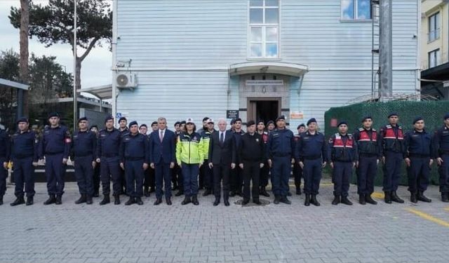 İstanbul Valisi Gül ile Eyüpsultan Kaymakamı Dr. Arslan Yurttan Yılbaşı Güvenlik Denetimi