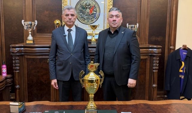 Eyüpsultan Kaymakamı Dr. Arslan Yurt'tan Yeşilpınar Spor Kulübü'ne ziyaret