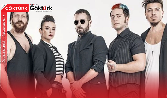 Model 10 Yıl Sonra Yeniden Sahnede