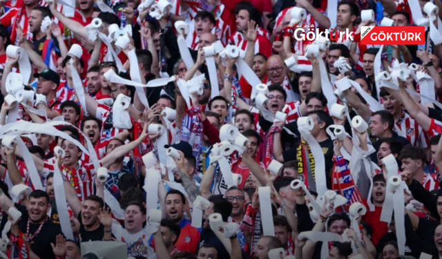 Tribünlerden sahaya ilginç yağmur! Maç öncesi görüntüler gündem oldu