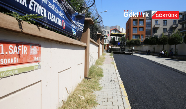 Göktürk 1. Safir Sokak’ta asfalt yenileme çalışması