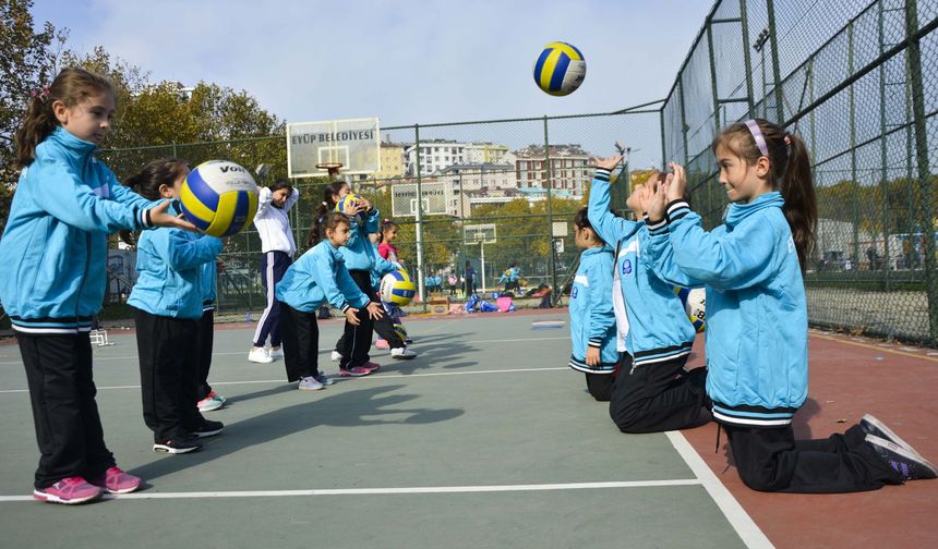 Kış Spor Okulları’nda eğitimler başlıyor