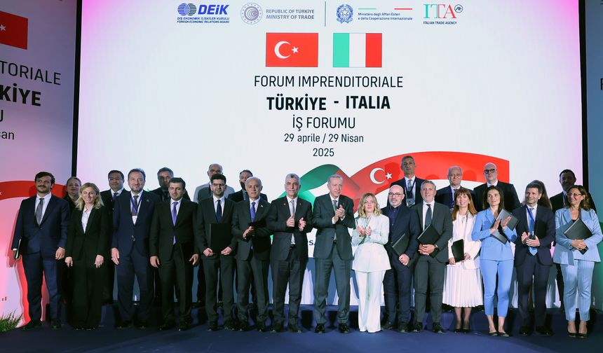 Erdoğan: "Gümrük tarifeleri üzerinden yaşanan karşılıklı restleşmeleri hep beraber takip ediyoruz'