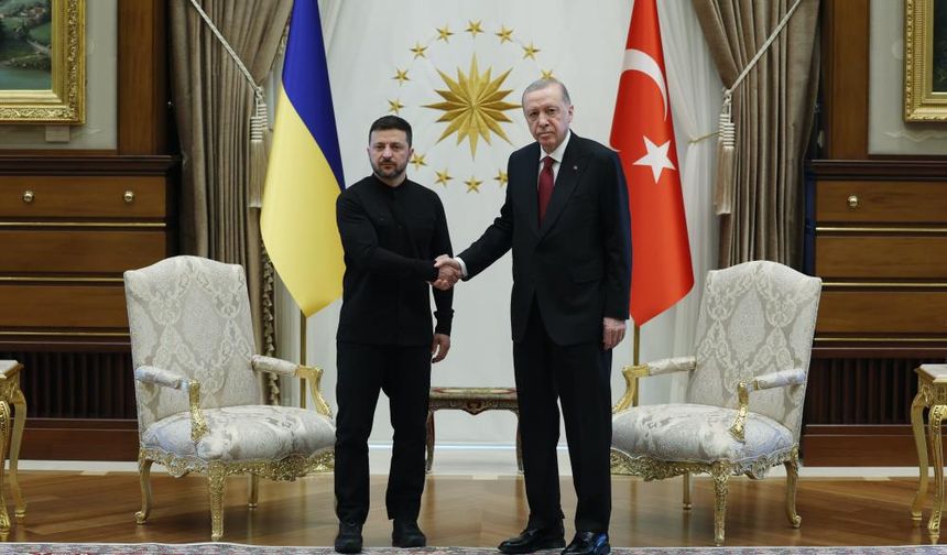 Cumhurbaşkanı Erdoğan, Ukrayna Cumhurbaşkanı Volodimir Zelenskiy ile bir araya geldi