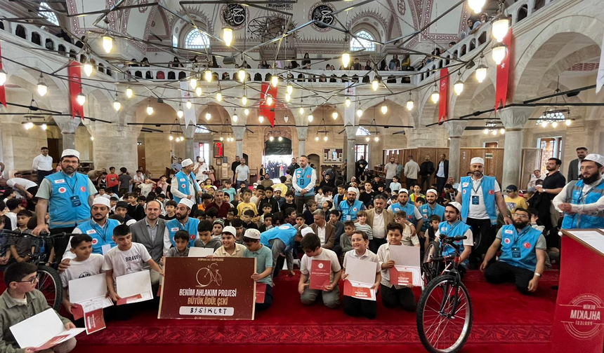 “Benim Ahlakım Projesi” Finali Eyüpsultan’da Coşku ve Gururla Tamamlandı