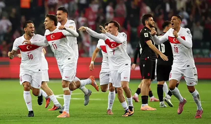 Mert Aydın'dan Milli Takım için hoca uyarısı! 'Montella’nın altını oymaya çalışmayın!'