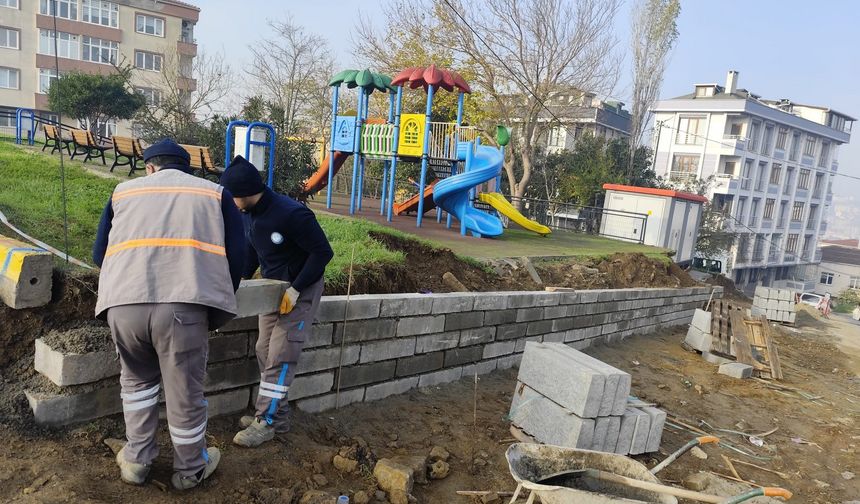 Fen İşleri ekipleri Eyüpsultan’ın dört bir yanında sahada