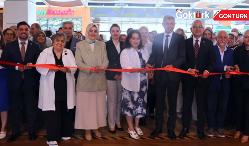 Eyüpsultan Halk Eğitim Merkezi Yıl Sonu Sergisi Büyük İlgi Gördü