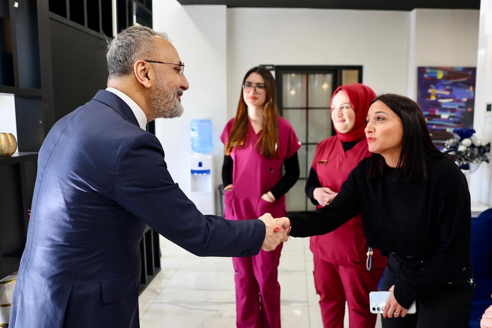 5. Levent Mahallemizde, Meclis Üyelerimizle Birlikte Esnaf Komşularımızı Ziyaret Ederek Hayırlı (6) 1600X1067