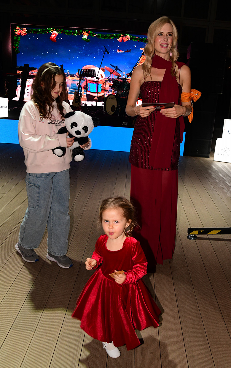 Melodi, Wilma Elles, Tiara