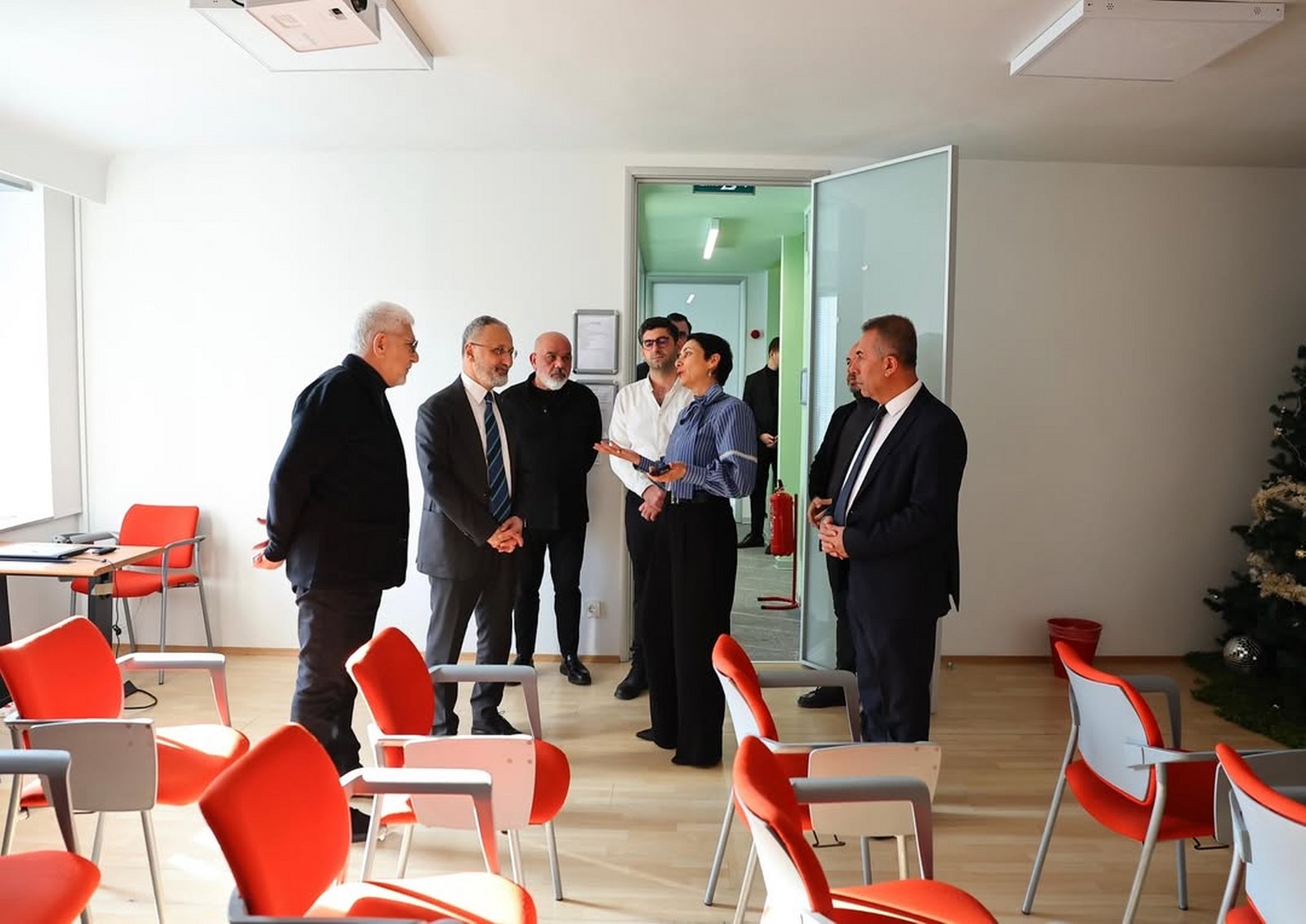 Türkiye Down Sendromu Derneği’ni Ziyaret Ederek Özel Bireylerimize Yönelik Yürütülen Çalışmalar (1) 1600X1132