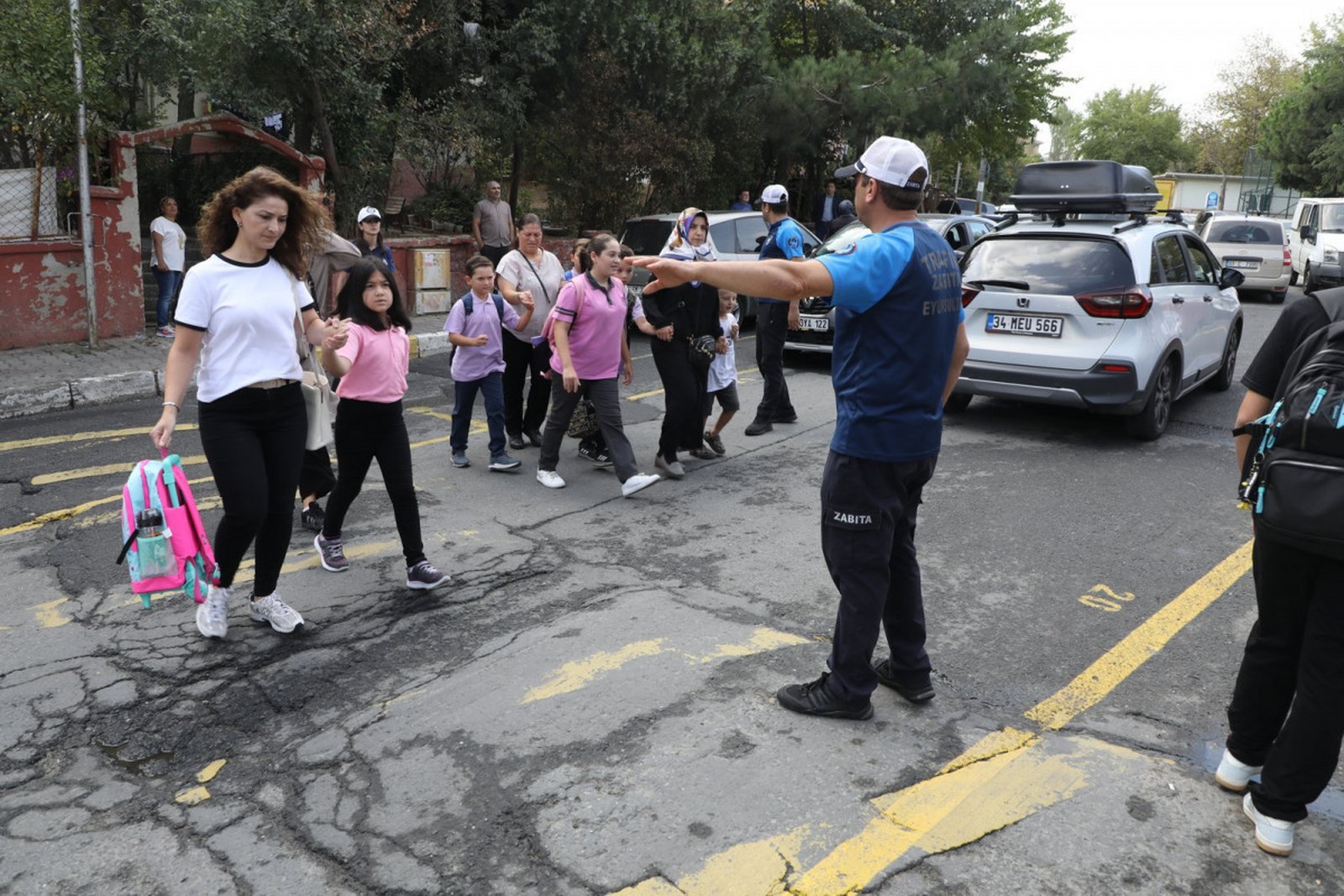 Güvenli̇ Sokaklar (2) 1600X1067