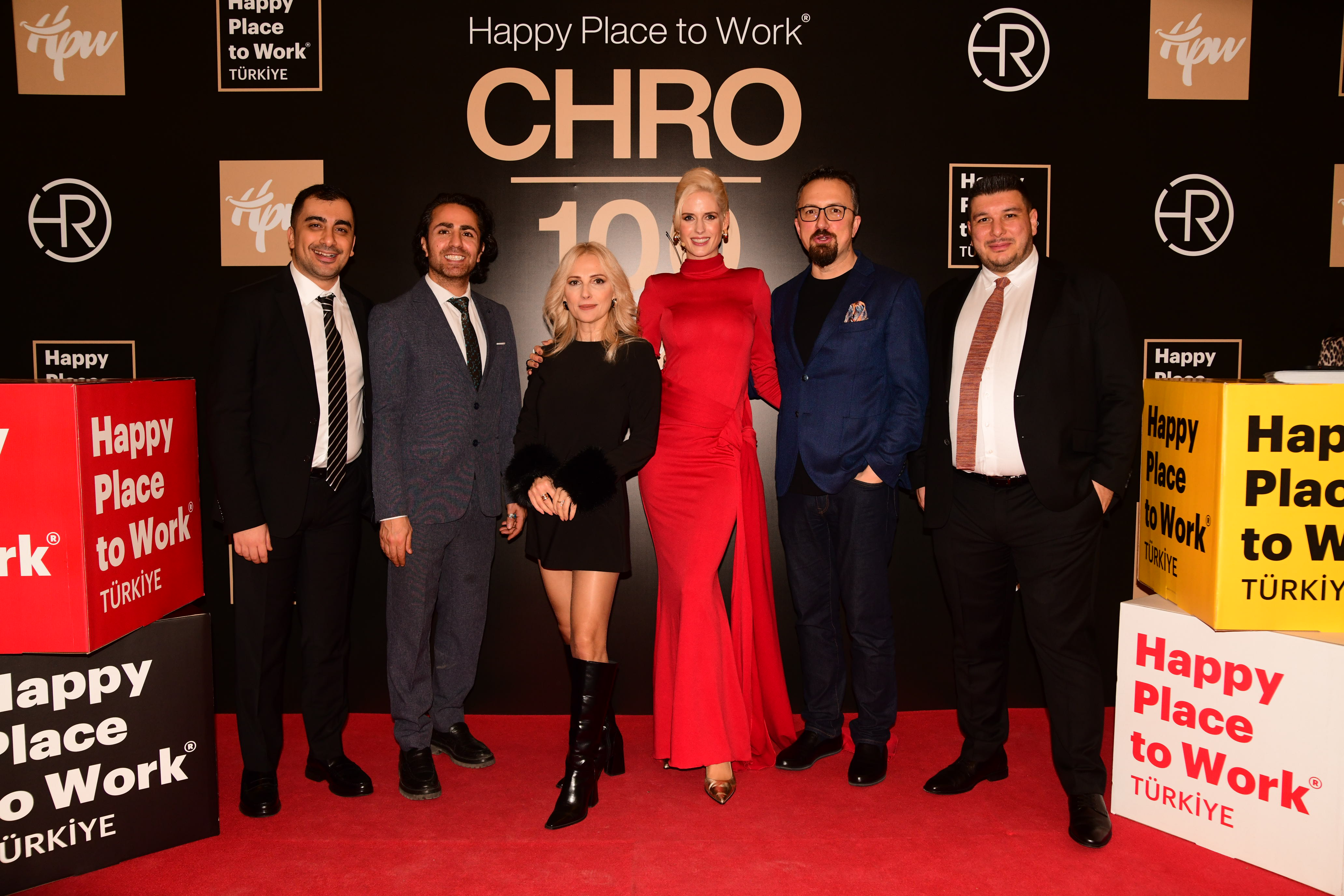 Okan Gider Mehmet Şah Şeniz Ulusoy Wilma Elles Kerem Dündar Semih Gürsoy